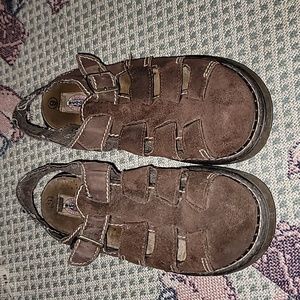 Brown Suede Women's Fisherman Sandals - Casual Comfort